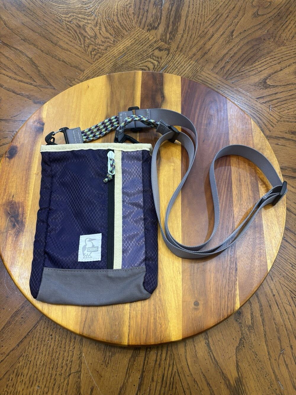 CHUMS Small Crossbody Bag Purple/Gray/Beige Booby Bird Zip Adjustable Strap